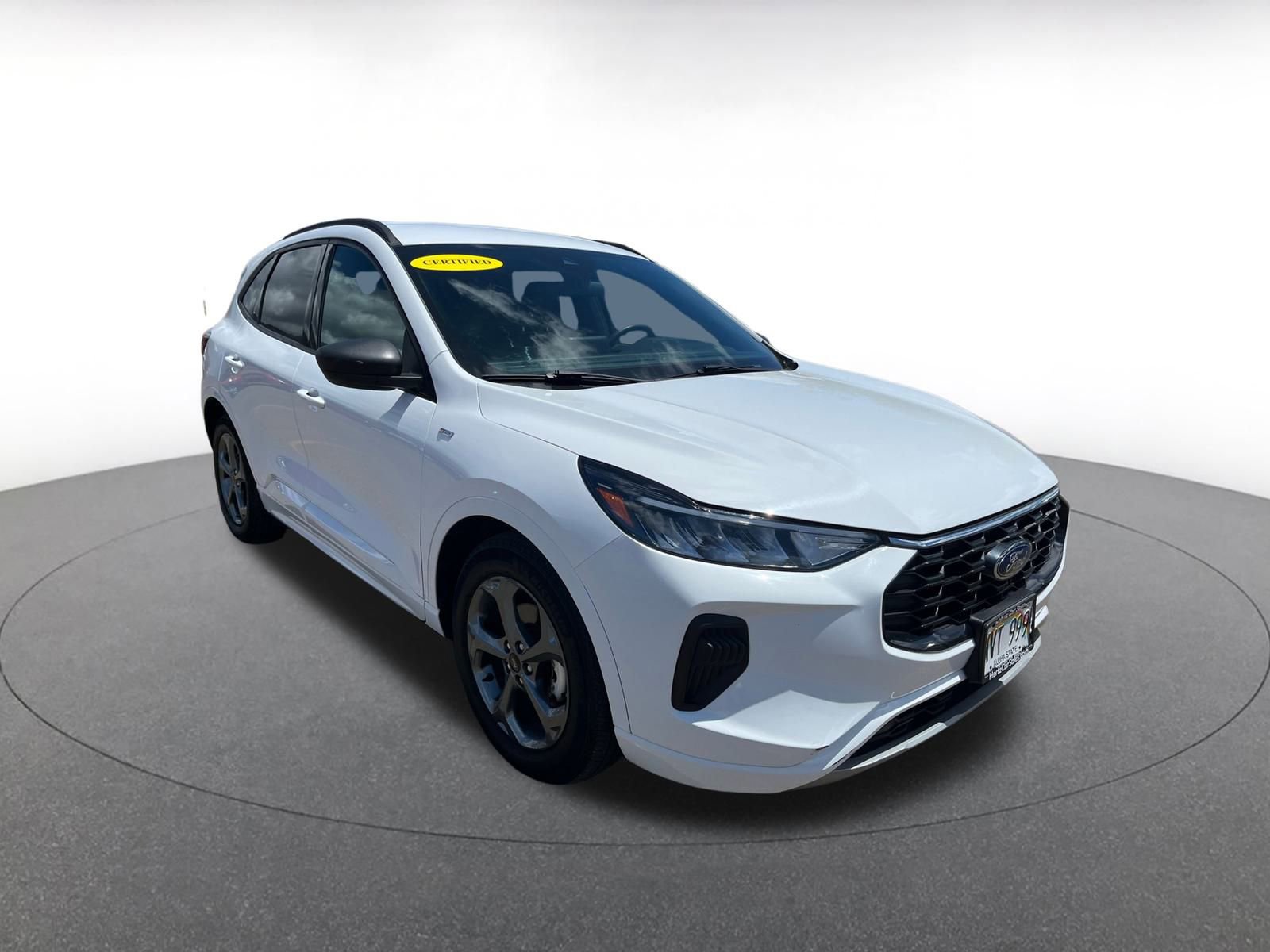 Used 2023 Ford Escape ST-Line image 1