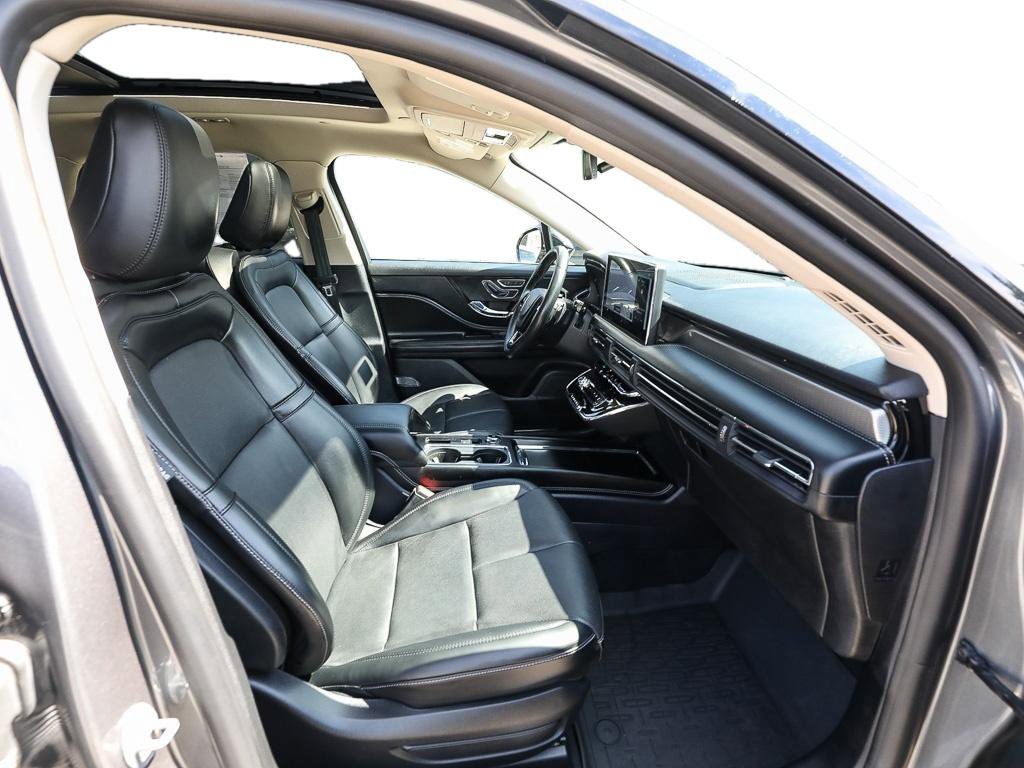 Used 2023 Lincoln Corsair Reserve w/ Equipment Group 201A AWD/4WD image 20
