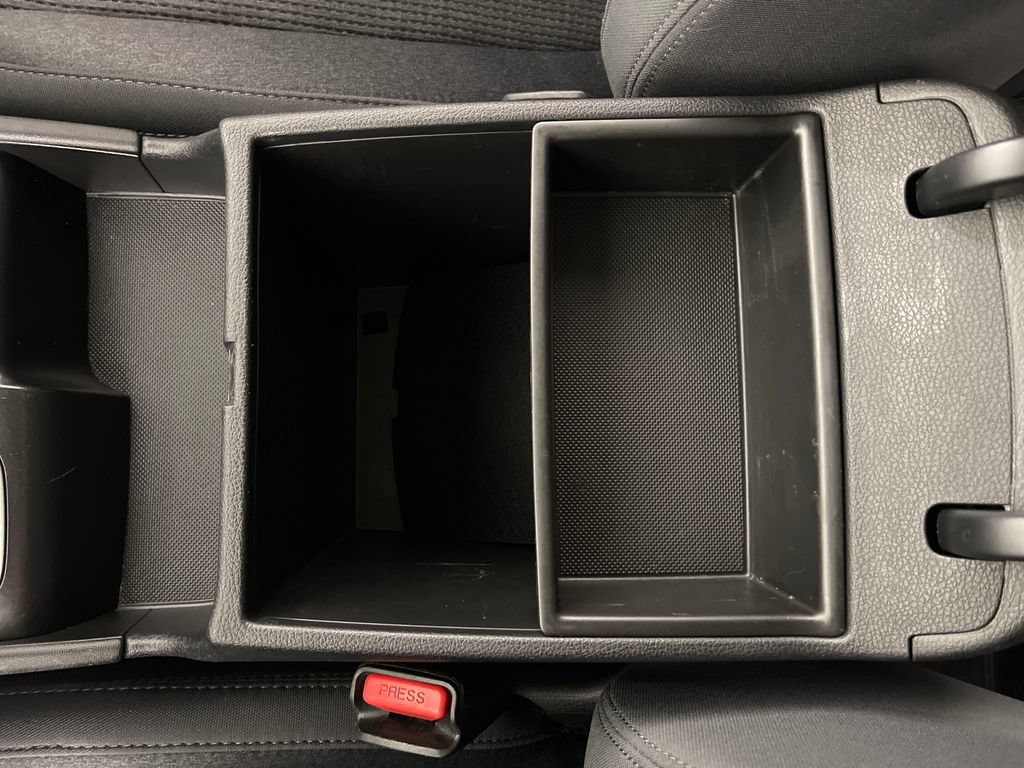 Used 2019 Hyundai Santa Fe SEL FWD image 25