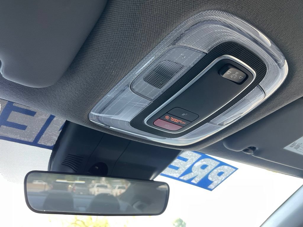 Used 2024 Hyundai Elantra SEL FWD image 21