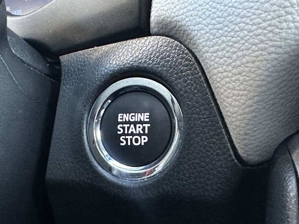 Used 2024 Toyota RAV4 XLE Premium image 31