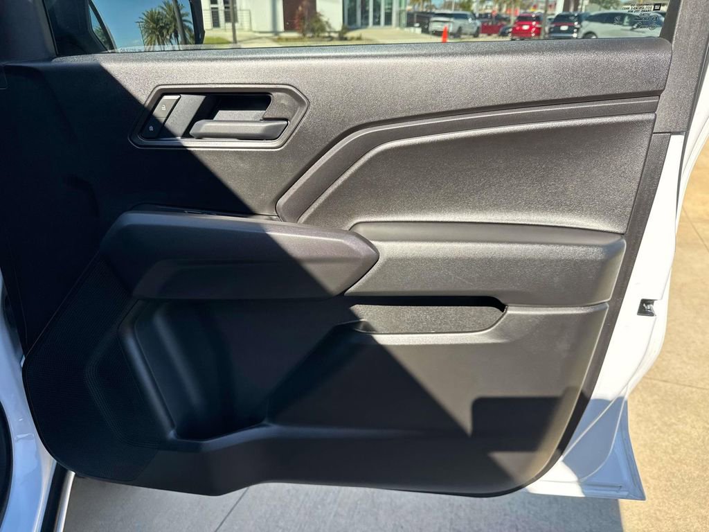 Used 2025 Chevrolet Colorado Trail Boss image 17