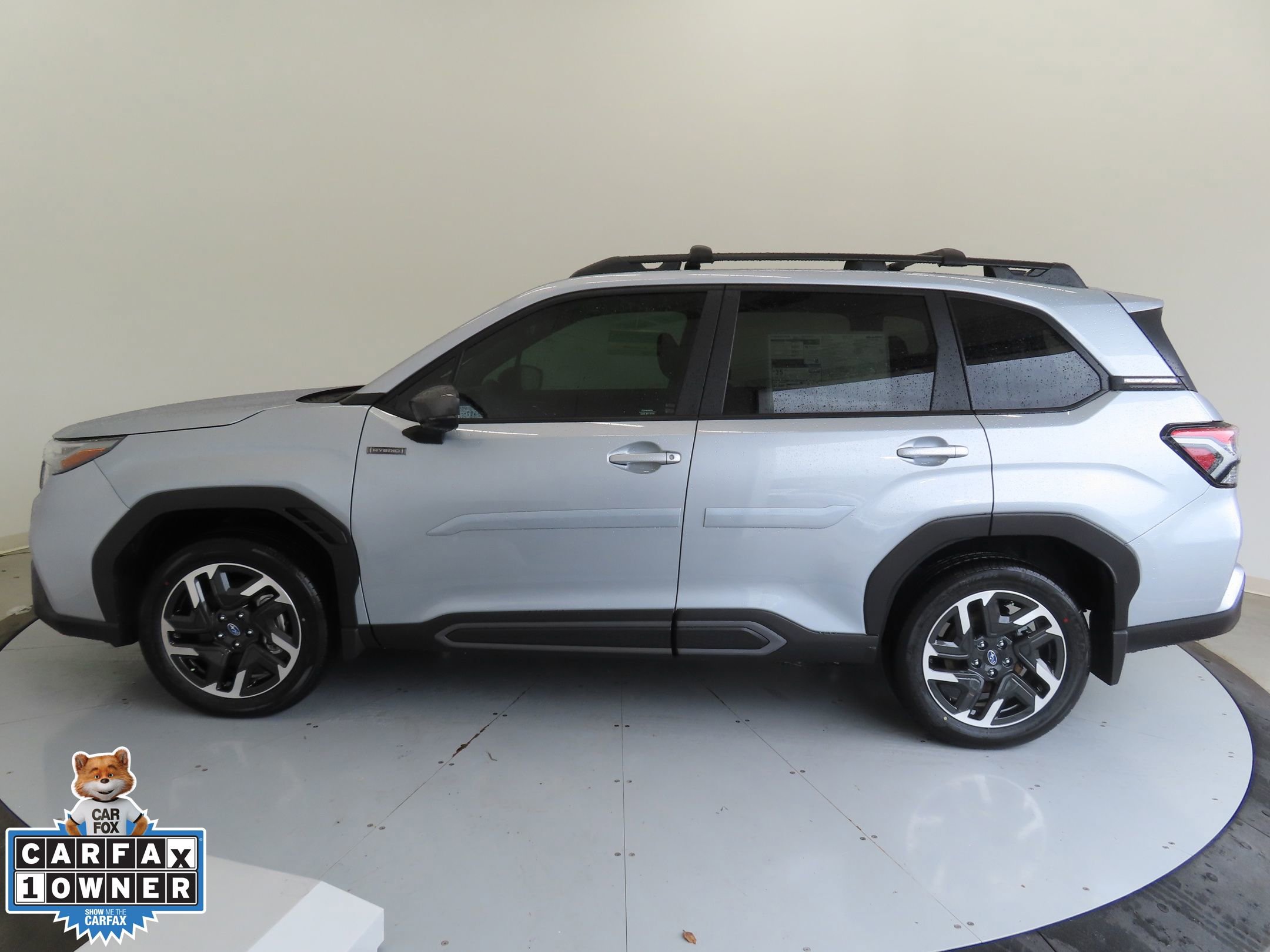 Used 2025 Subaru Forester Limited AWD/4WD image 9