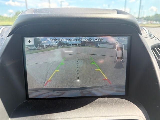 Used 2019 Ford Escape SEL AWD/4WD image 16