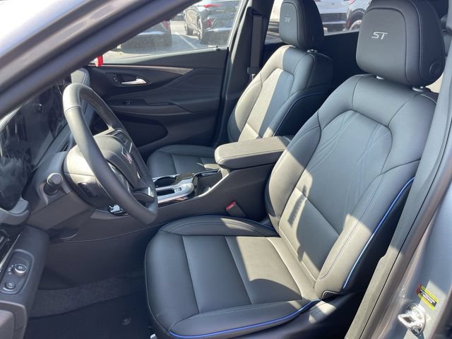 New 2026 Buick Envista Sport Touring w/ Convenience I Package FWD image 11