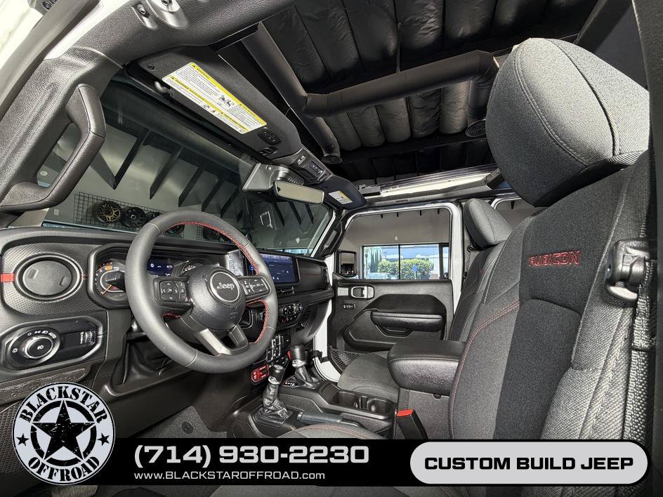Used 2024 Jeep Wrangler Unlimited Rubicon w/ Technology Group AWD/4WD image 21