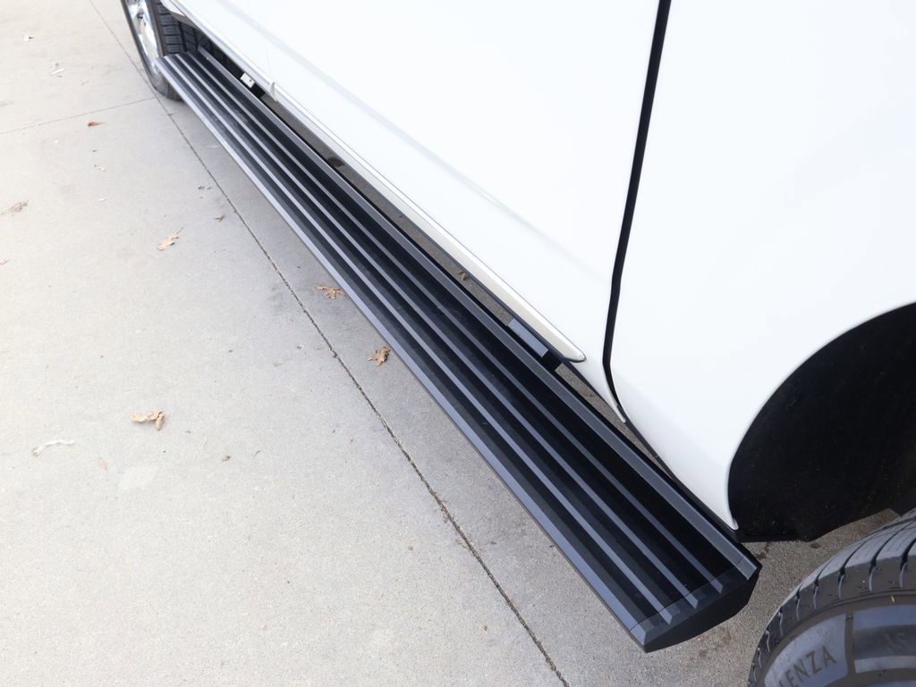 Certified 2022 GMC Yukon XL Denali image 10