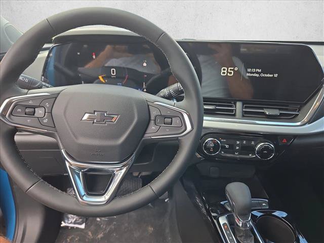 New 2026 Chevrolet Trax LT w/ Midnight Edition FWD image 12
