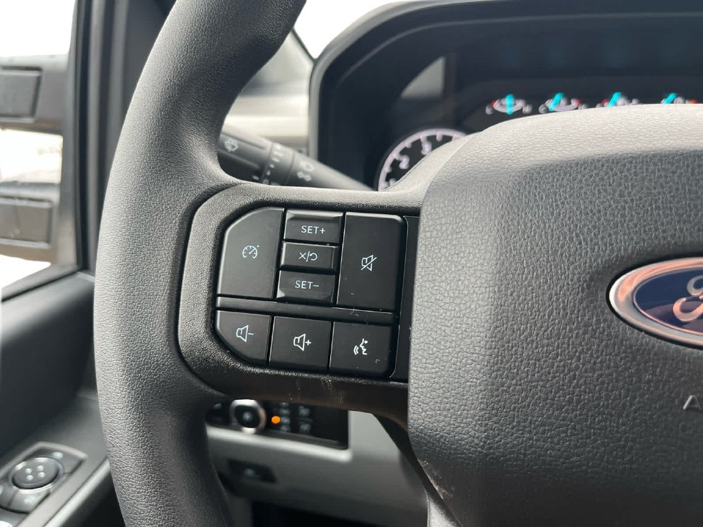 New 2026 Ford F350 XLT w/ 360-Degree Camera Package AWD/4WD image 15
