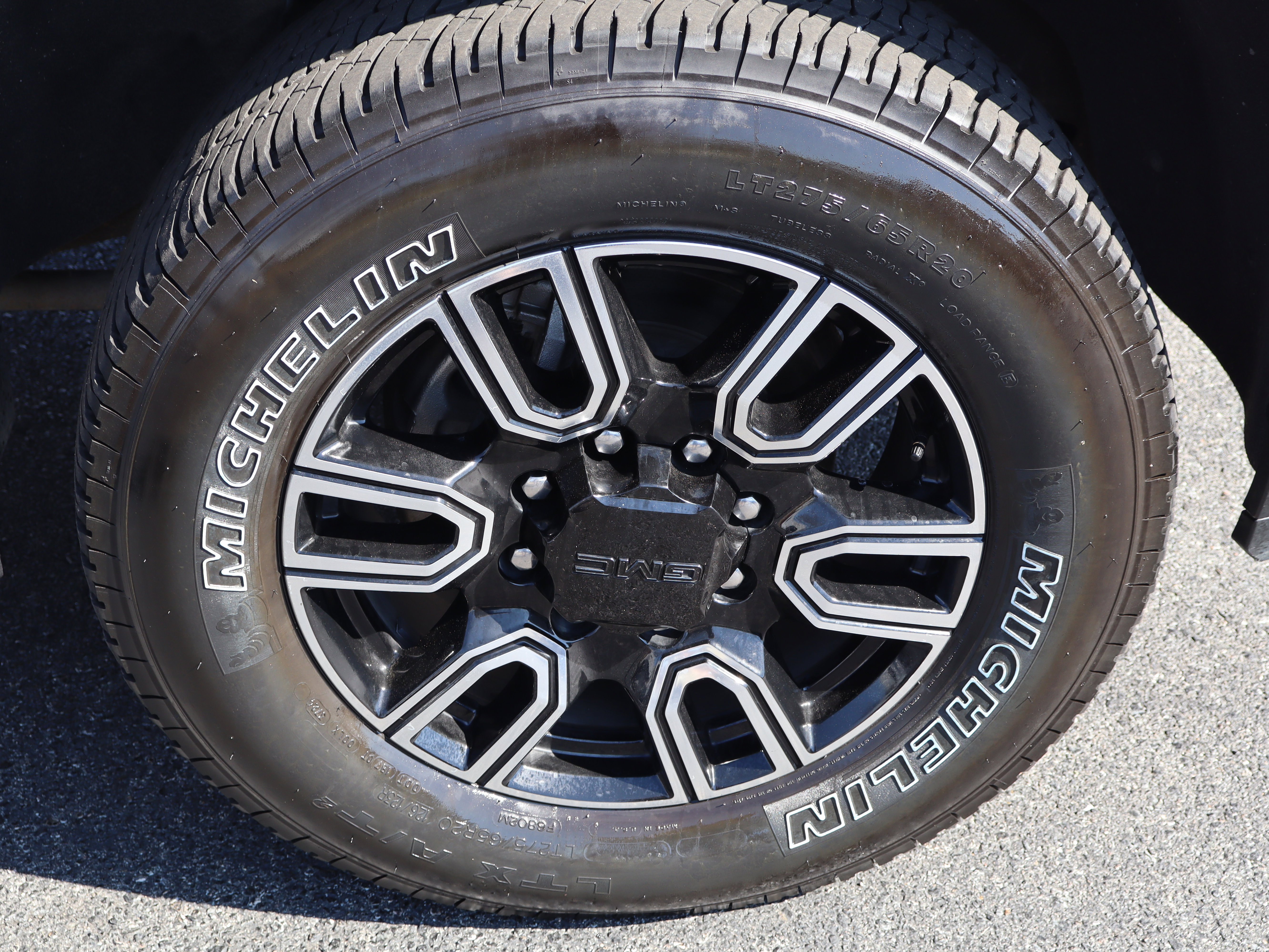 Used 2021 GMC Sierra 2500 Denali w/ Denali Ultimate Package image 16