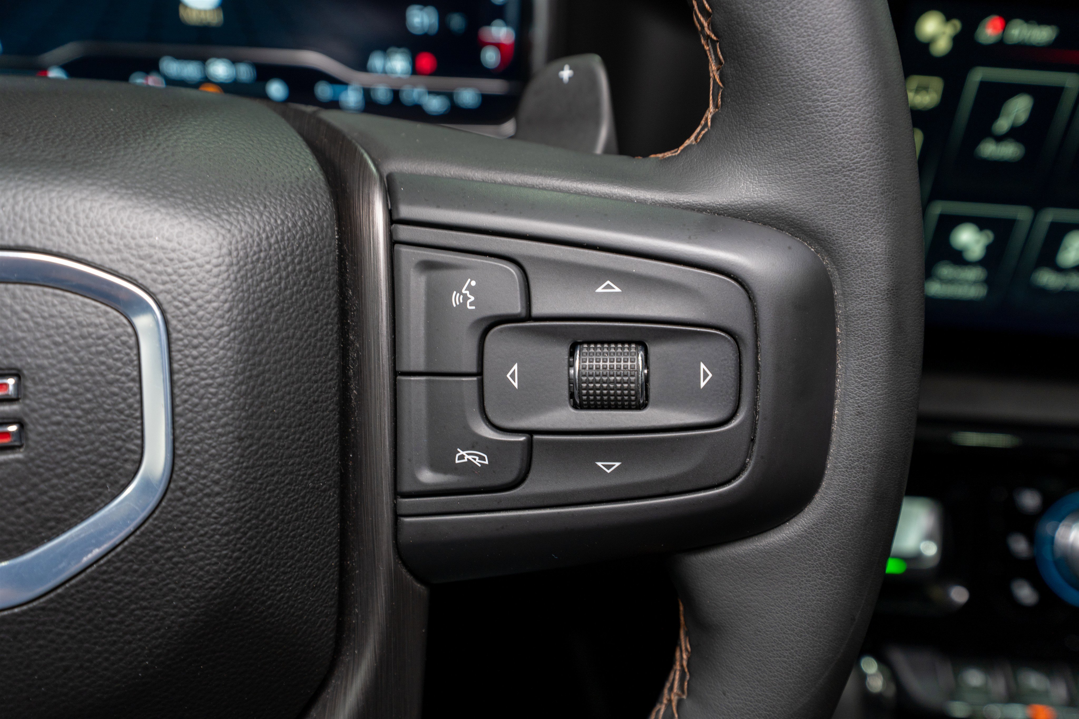 Used 2024 GMC Sierra 1500 AT4 w/ Technology Package image 31