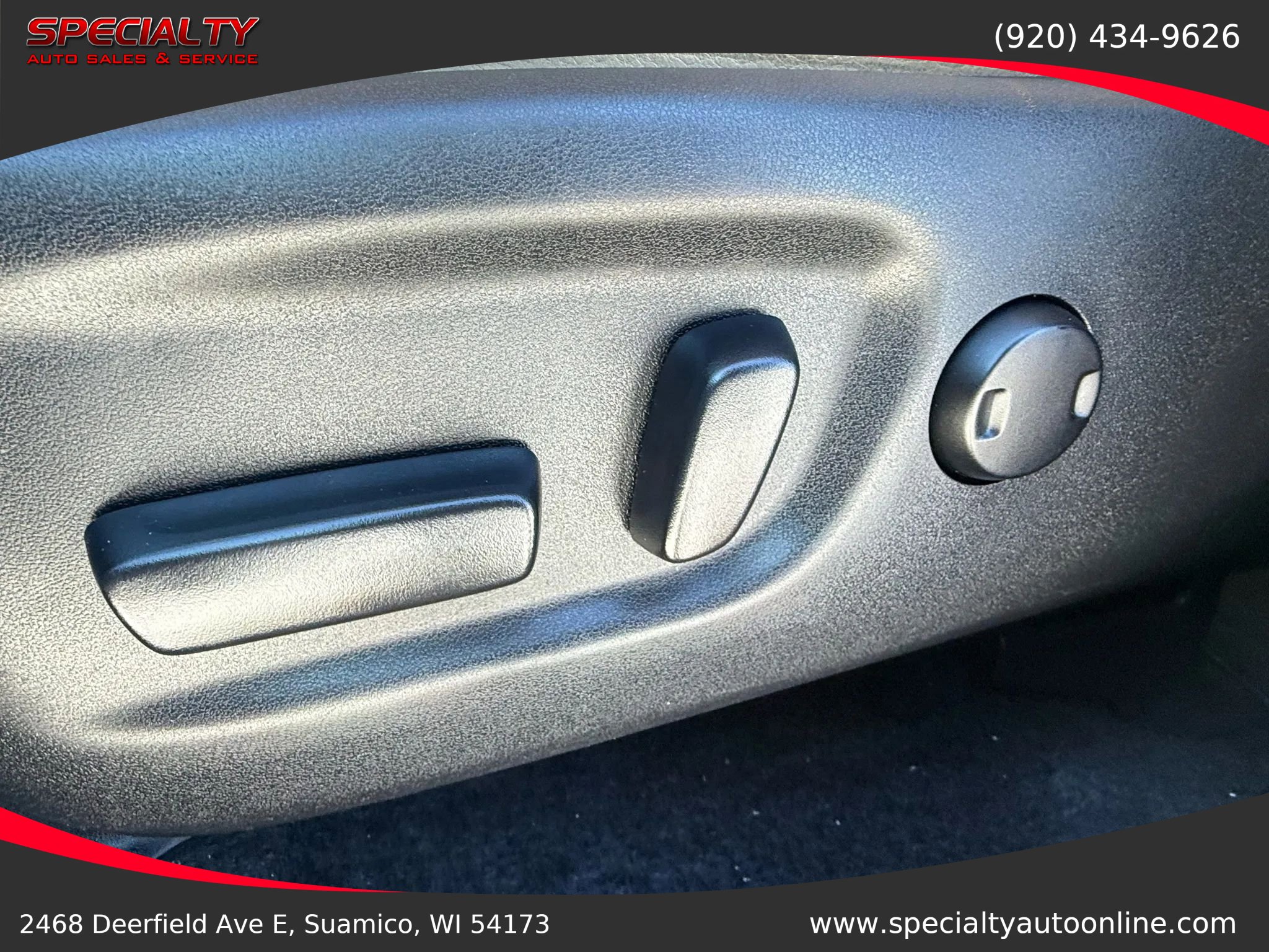 Used 2013 Toyota RAV4 Limited image 35