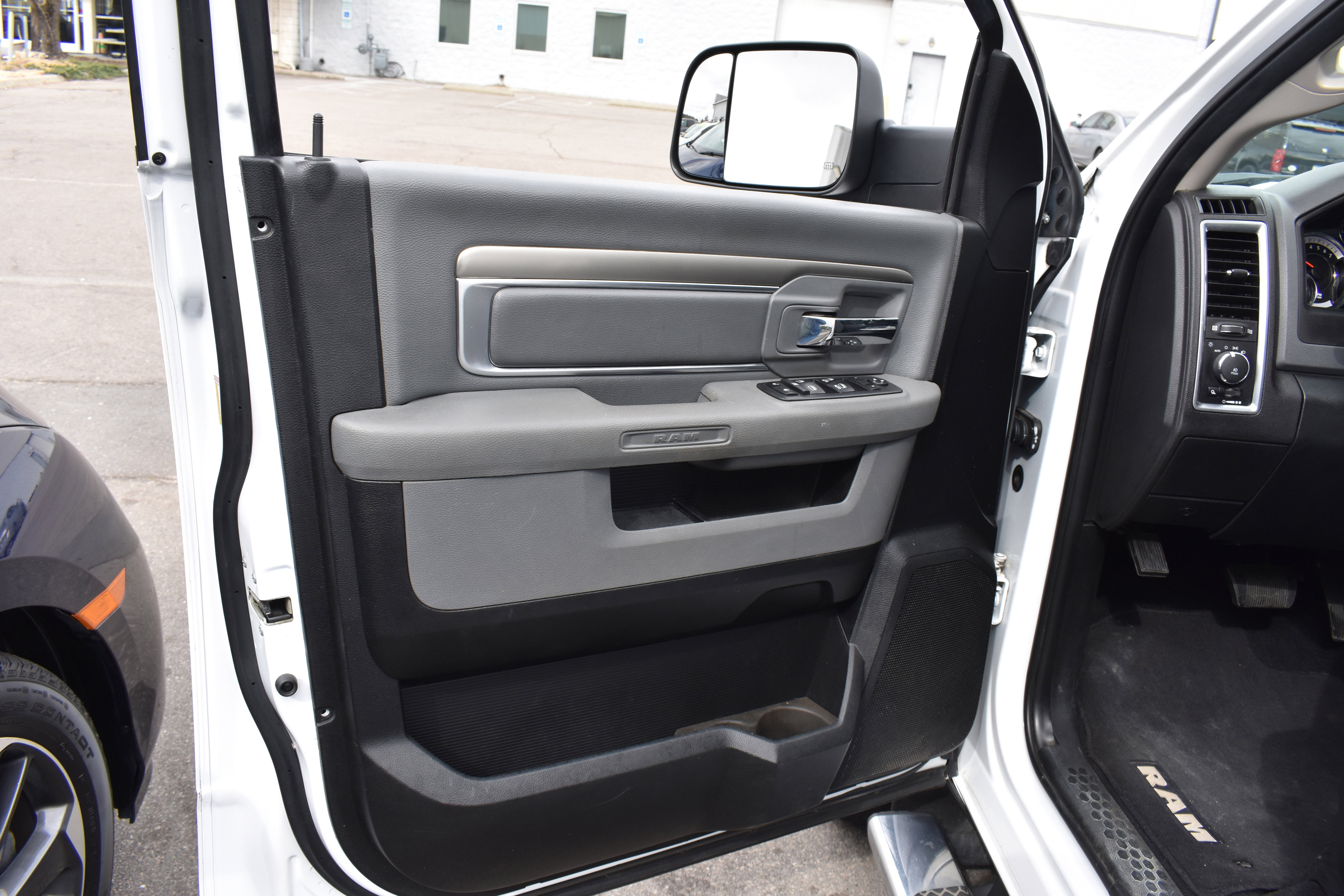 Used 2018 RAM 1500 Big Horn image 22