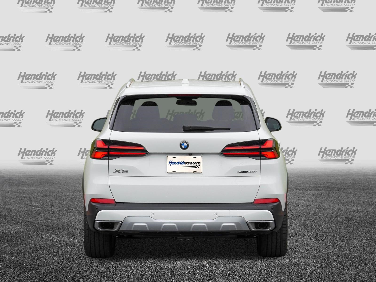 Certified 2024 BMW X5 xDrive40i w/ Parking Assistance Package AWD/4WD image 7