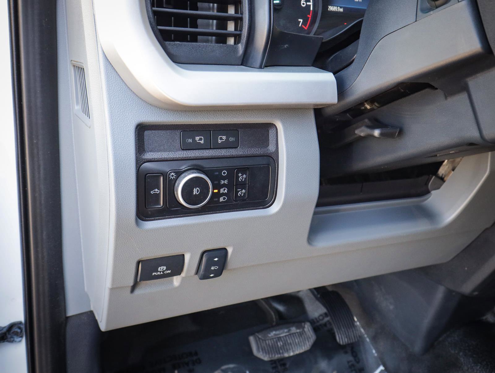 Used 2024 Ford F350 XLT w/ FX4 Off-Road Package AWD/4WD image 21