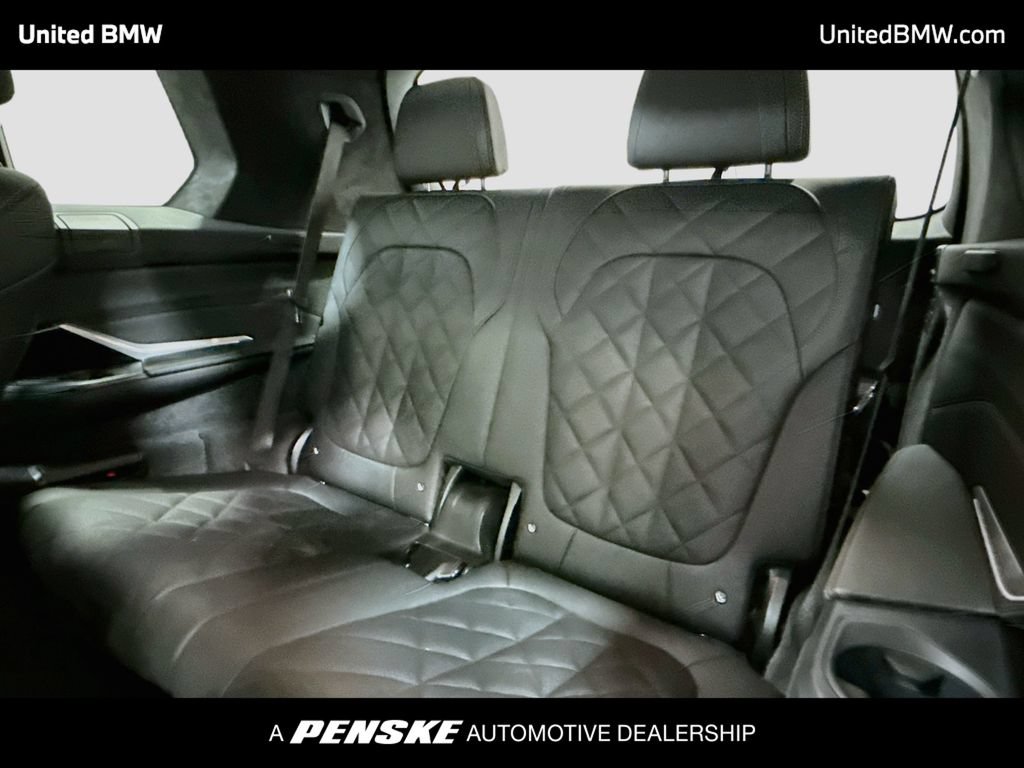 Certified 2026 BMW X7 xDrive40i w/ Executive Package AWD/4WD image 21