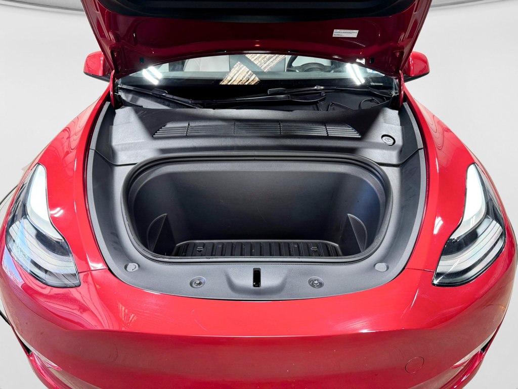 Used 2022 Tesla Model Y Performance AWD/4WD image 24