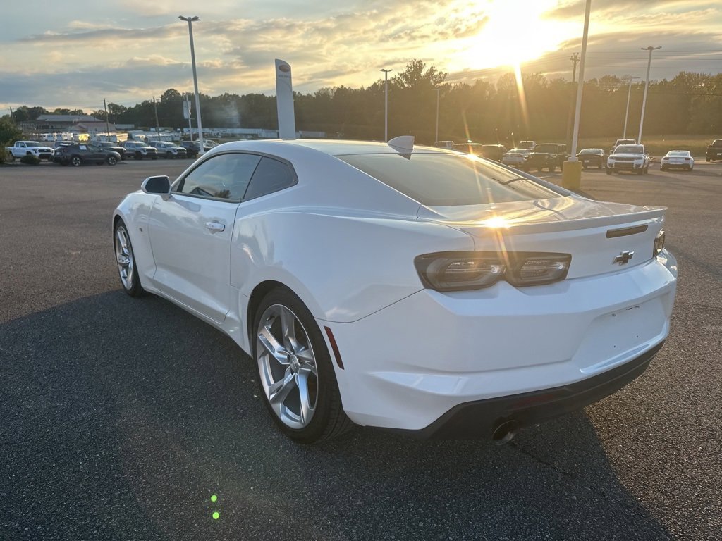 Used 2021 Chevrolet Camaro LT w/ RS Package image 5