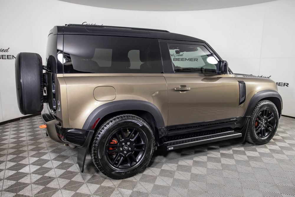 Used 2022 Land Rover Defender 90 X AWD/4WD image 4