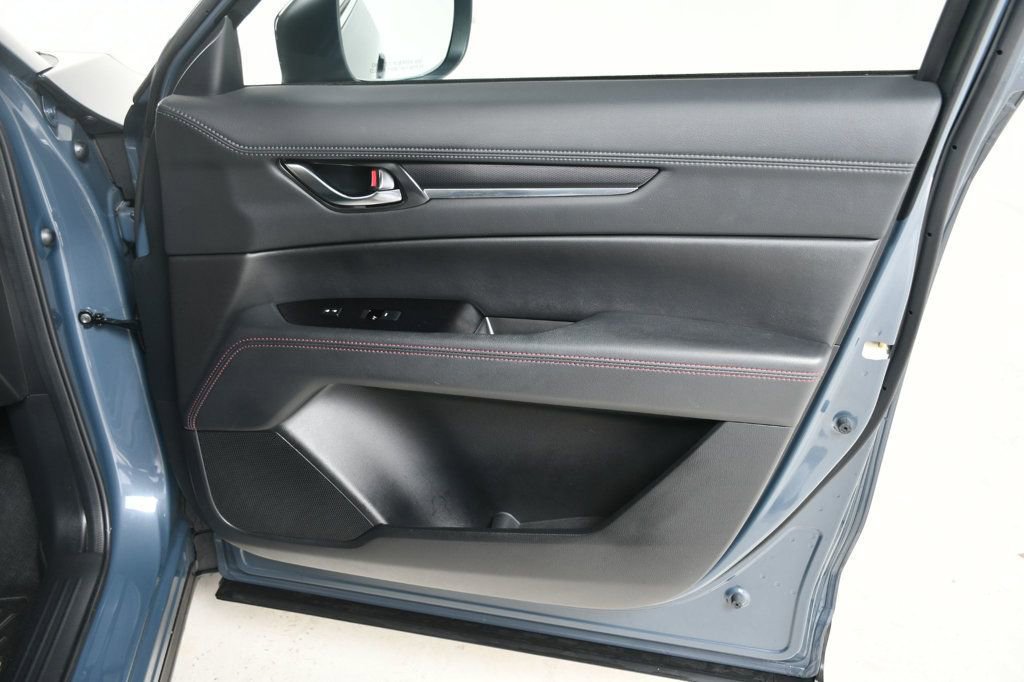 Used 2022 MAZDA CX-5 Carbon Edition image 23