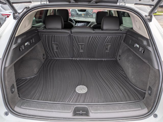 Certified 2022 Buick Envision Essence w/ Technology Package II FWD image 21
