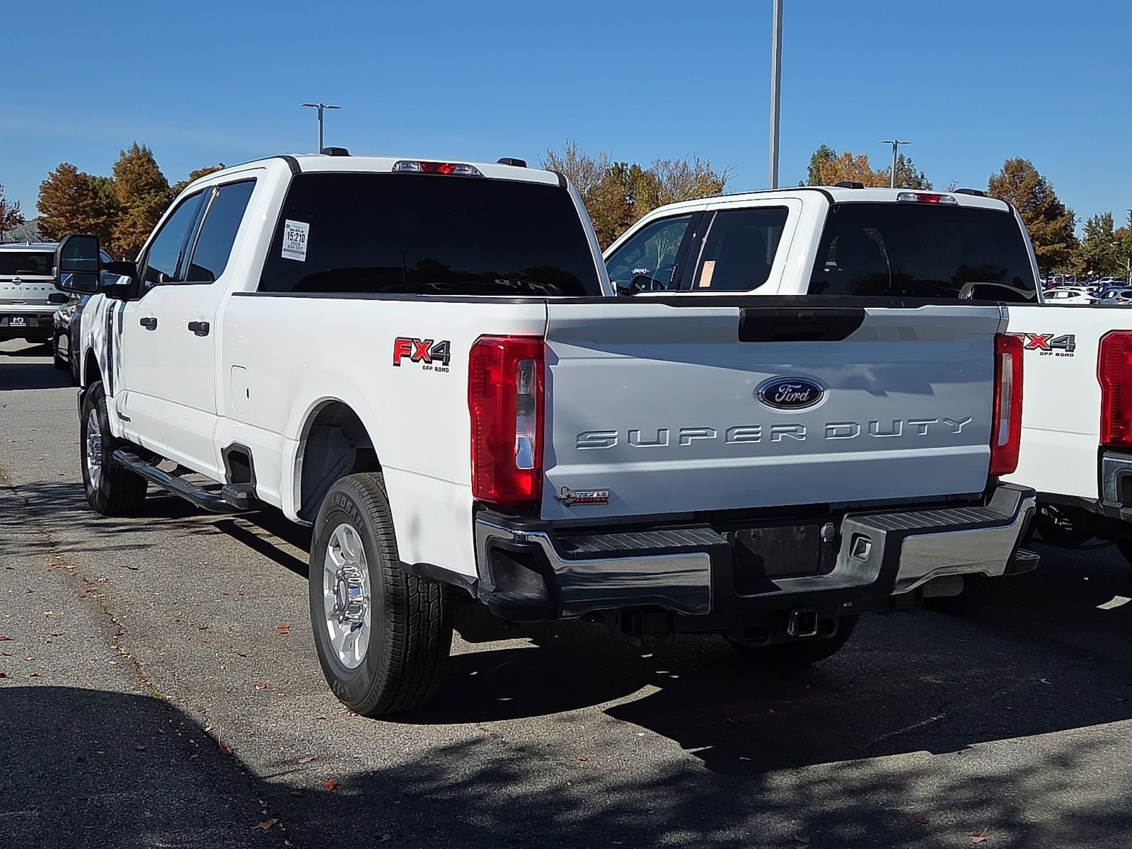 Used 2023 Ford F250 XLT w/ FX4 Off-Road Package image 3