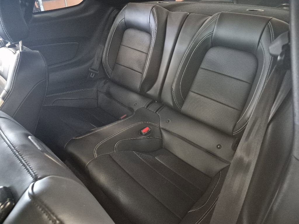 Used 2021 Ford Mustang Shelby GT500 w/ Technology Package RWD image 16
