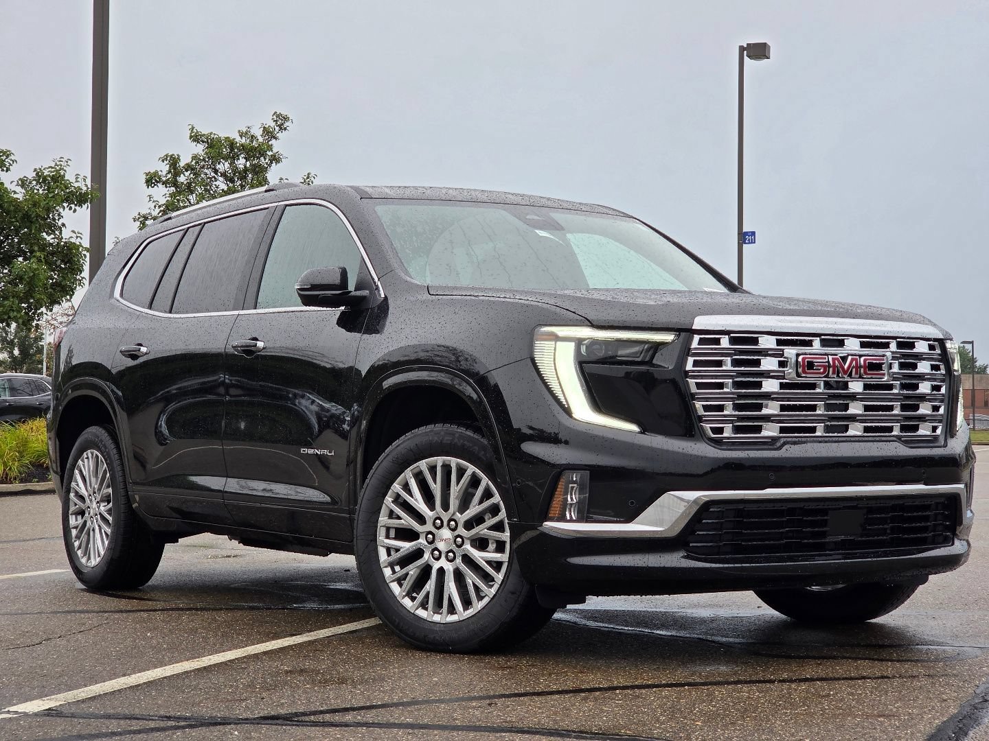 New 2026 GMC Acadia Denali w/ Super Cruise Package AWD/4WD image 2
