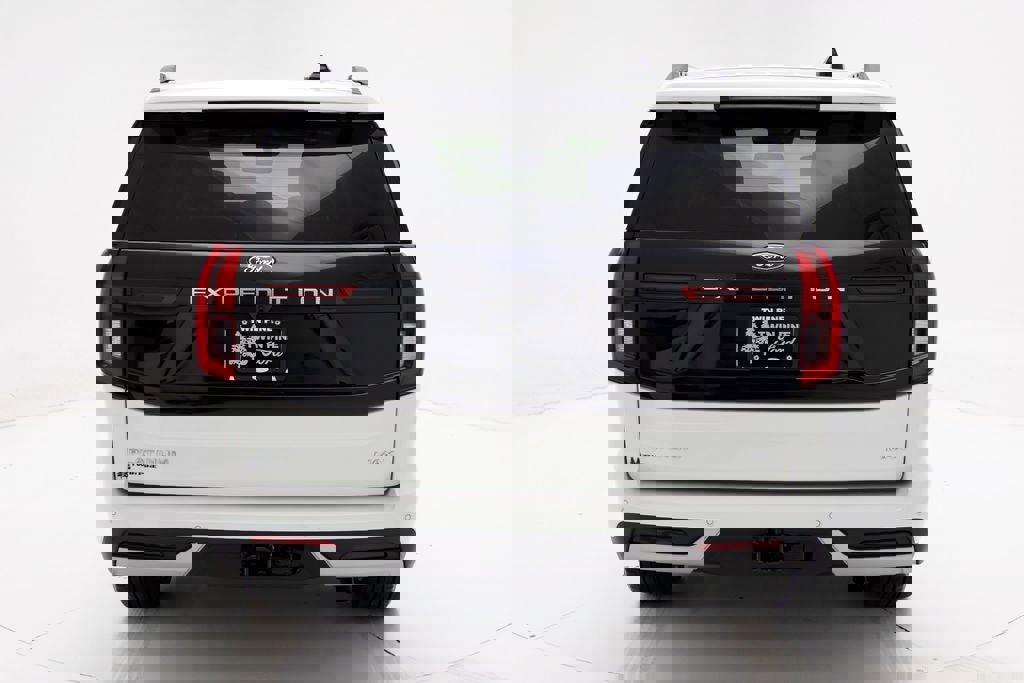 Used 2025 Ford Expedition Max Platinum w/ Platinum Ultimate Package image 8