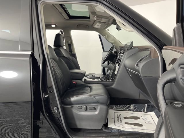 Used 2024 Nissan Armada Platinum w/ Captain's Chairs Package image 43