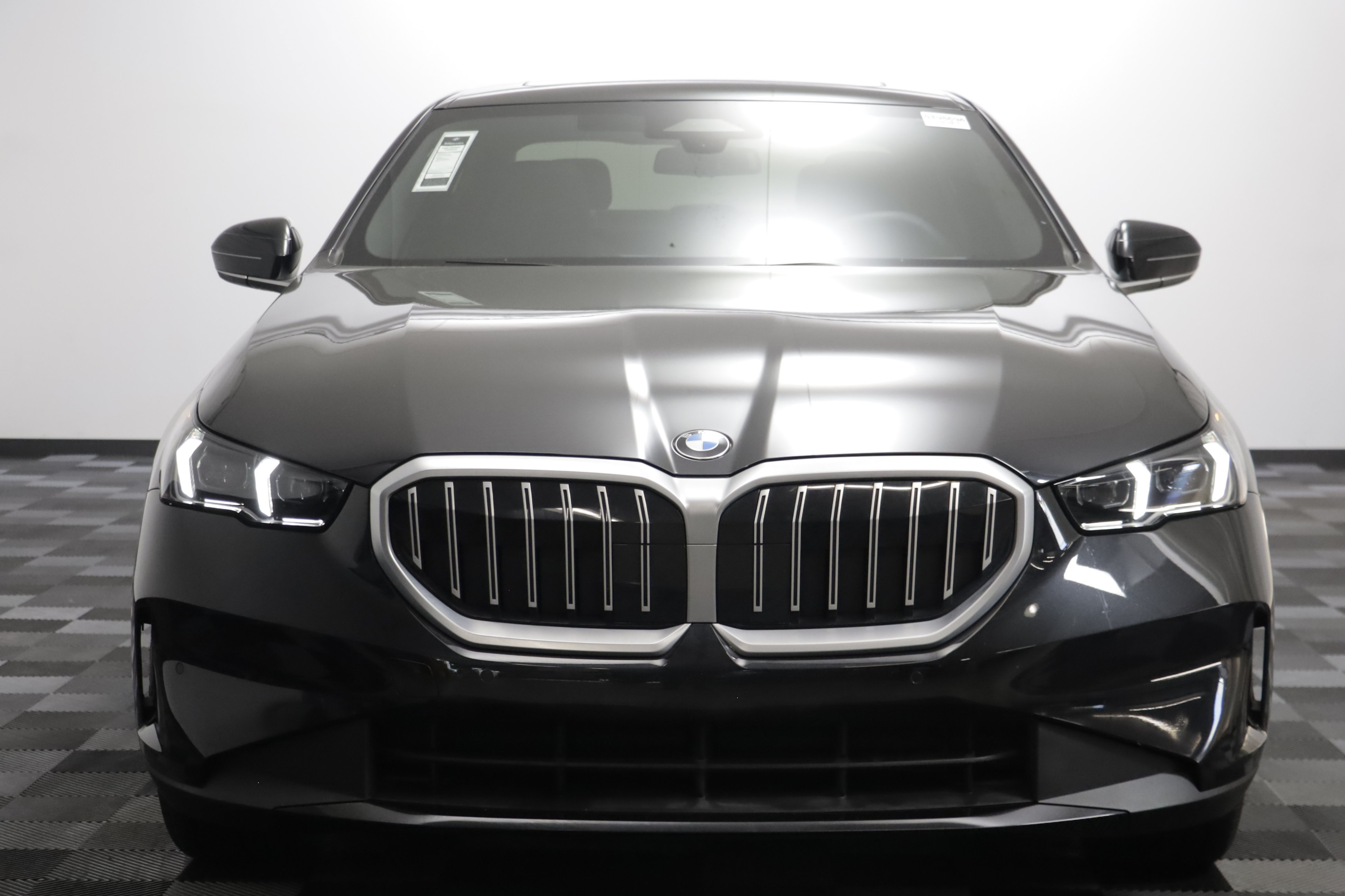 Used 2025 BMW 530i xDrive AWD/4WD image 21