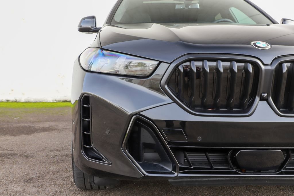 Used 2024 BMW X6 xDrive40i w/ Executive Package image 36
