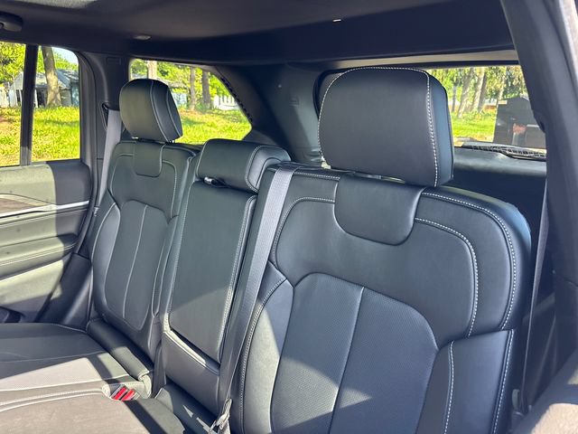 New 2026 Jeep Grand Cherokee Limited AWD/4WD image 8