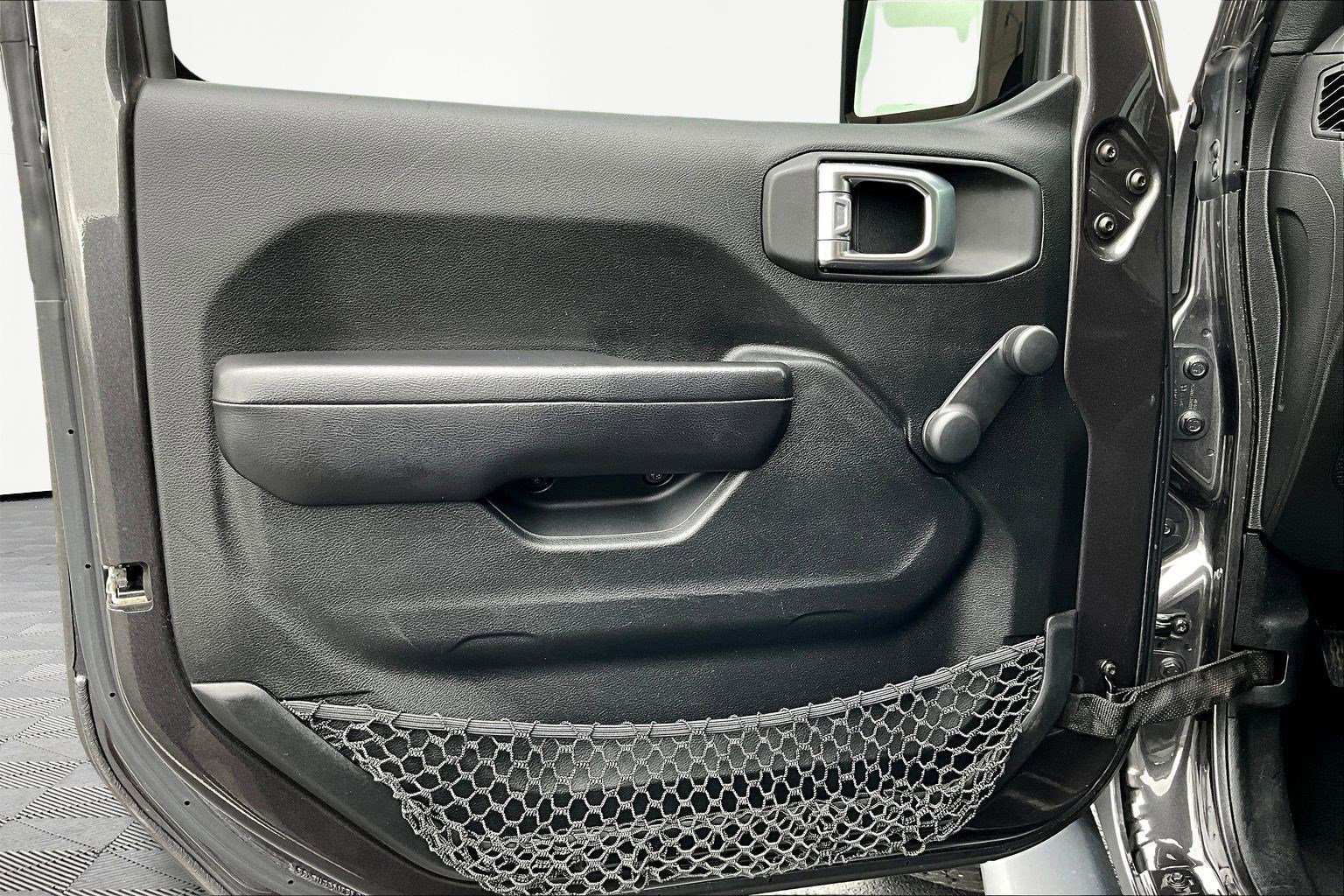 Used 2020 Jeep Wrangler Sport image 20