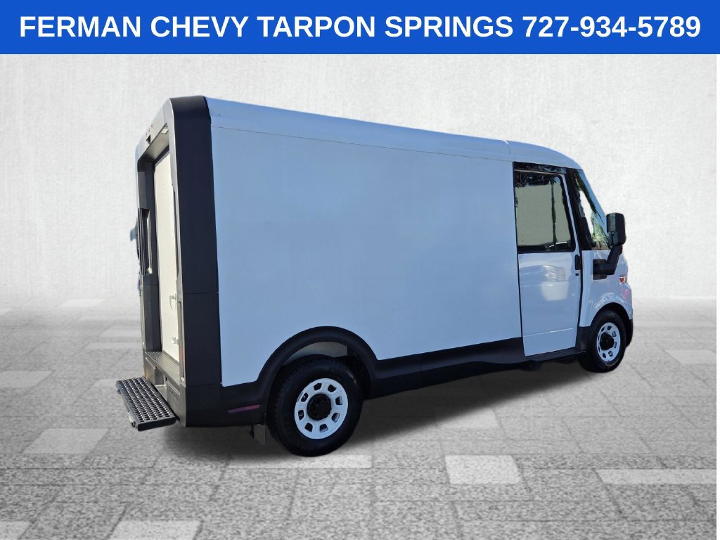 New 2025 Chevrolet Brightdrop 400 w/ Power Door Package AWD/4WD image 8