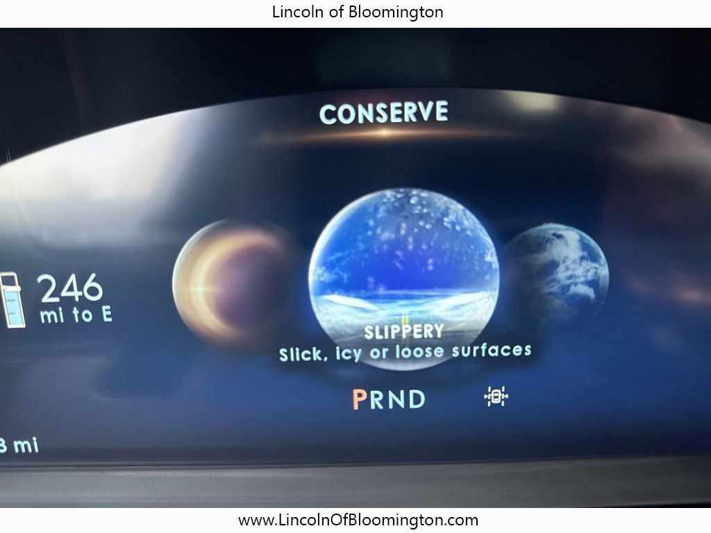 New 2025 Lincoln Corsair Reserve w/ Equipment Group 202A image 37