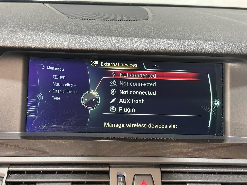 Used 2013 BMW 528i xDrive Sedan AWD/4WD image 35