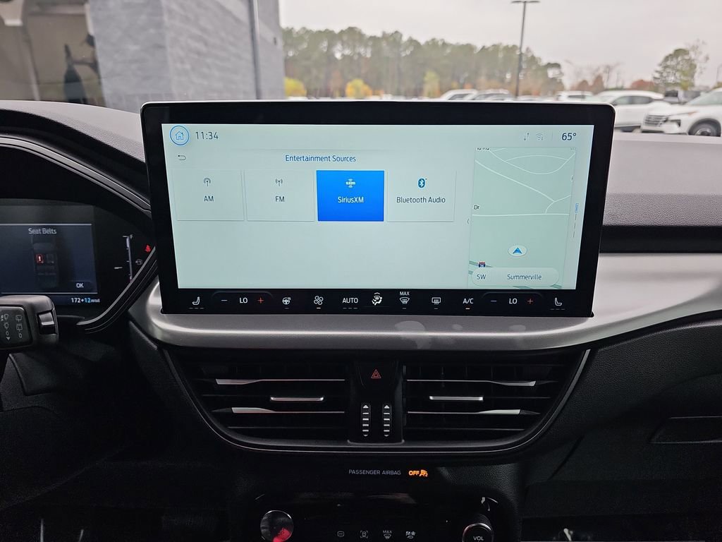 Used 2025 Ford Escape SE image 26