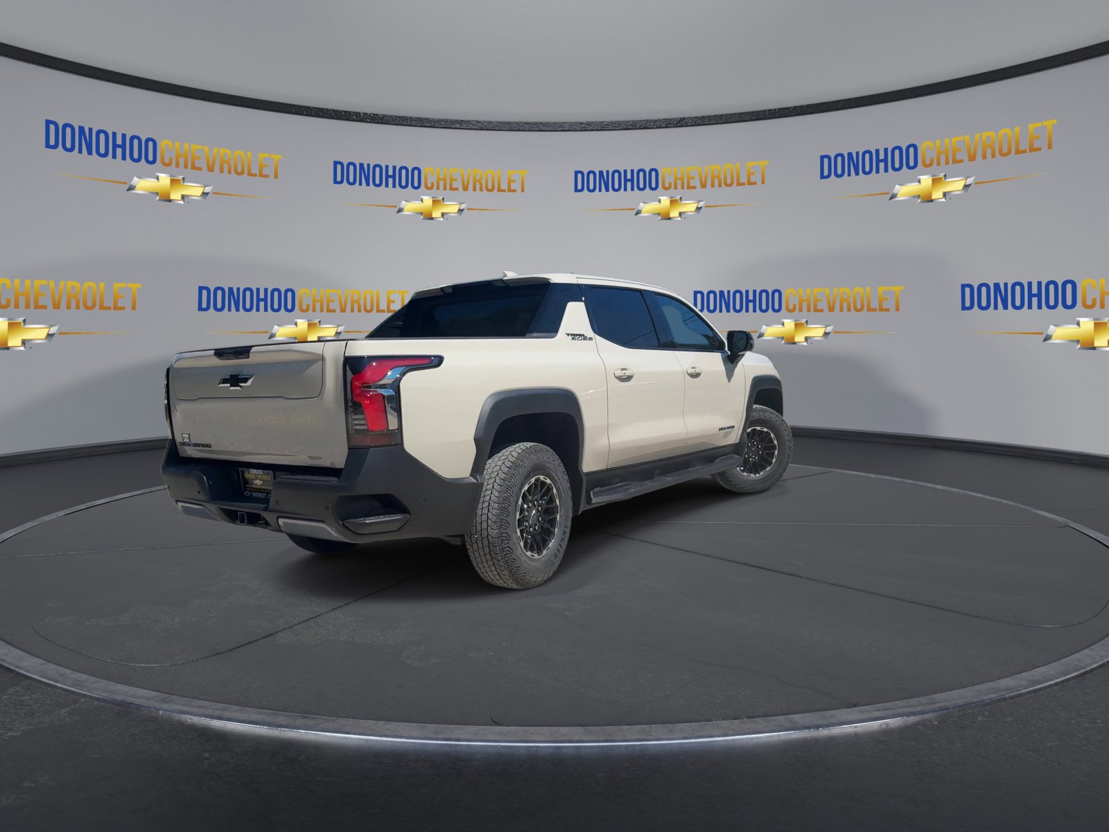 New 2026 Chevrolet Silverado EV Trail Boss w/ Premium Package image 11