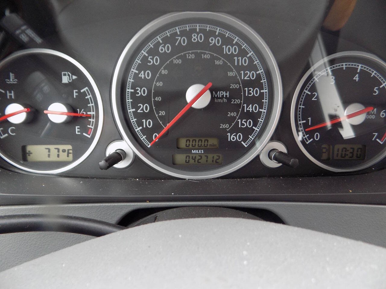 Used 2007 Chrysler Crossfire Limited RWD image 16