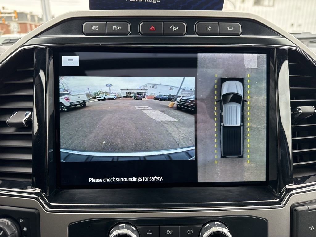 Certified 2022 Ford F350 Lariat w/ Lariat Ultimate Package image 29