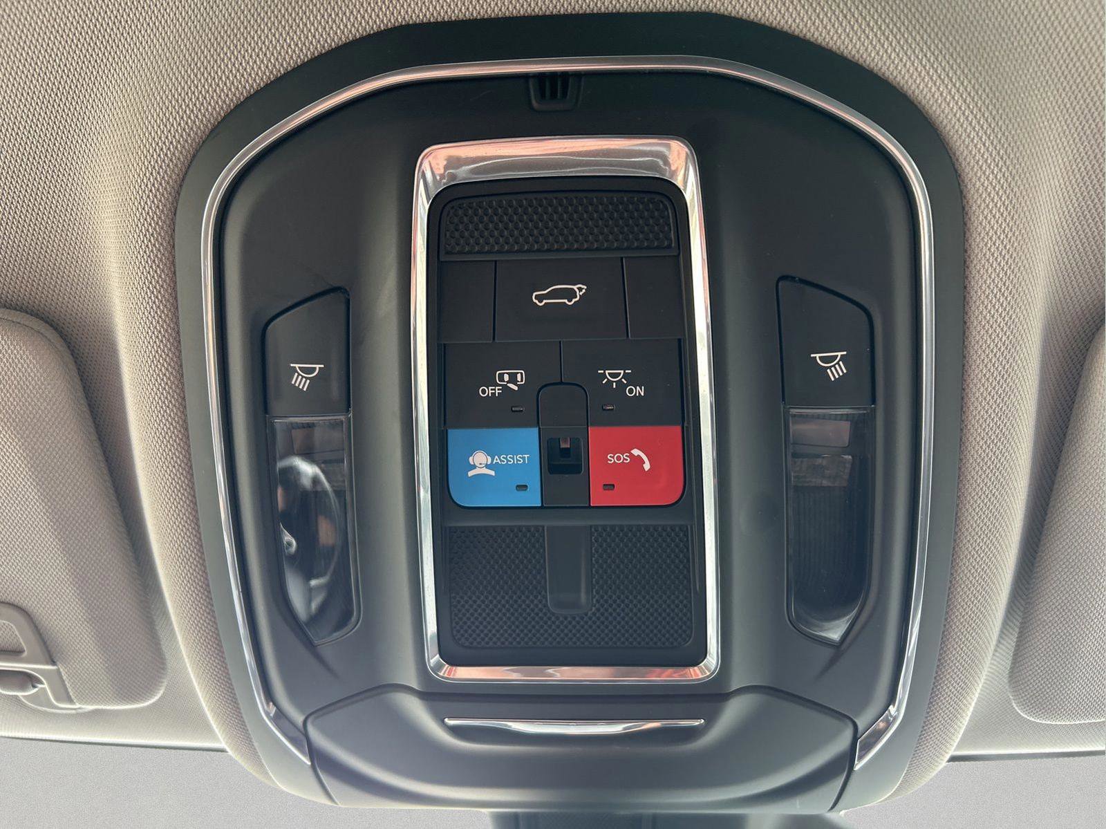 Certified 2023 Jeep Grand Cherokee L Laredo w/ Luxury Tech Group I image 33