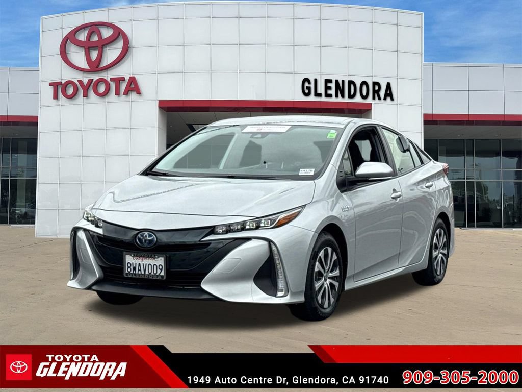 Certified 2021 Toyota Prius Prime XLE w/ Carpet Mat Package (TMS) FWD image 5