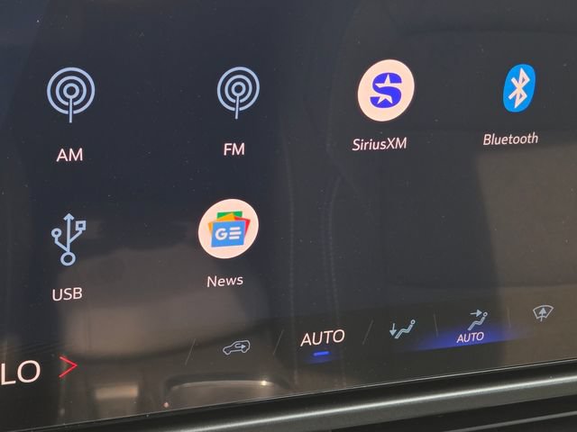 New 2026 Chevrolet Equinox EV LT FWD image 27
