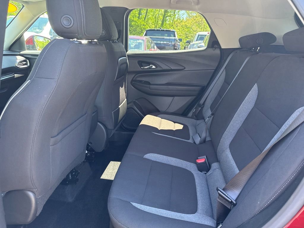 Used 2023 Chevrolet TrailBlazer LT w/ Convenience Package FWD image 13