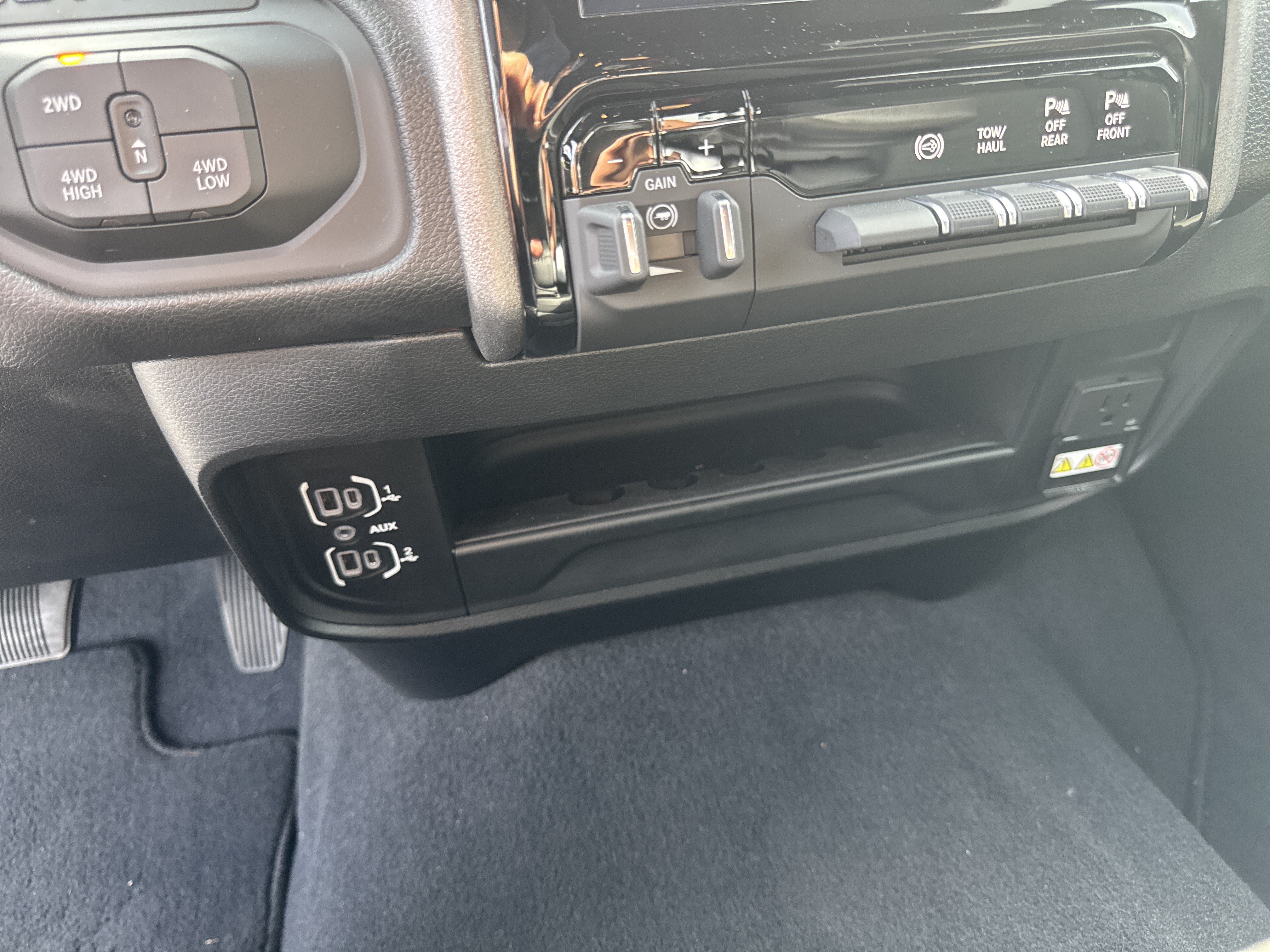 Used 2025 RAM 2500 Tradesman AWD/4WD image 29