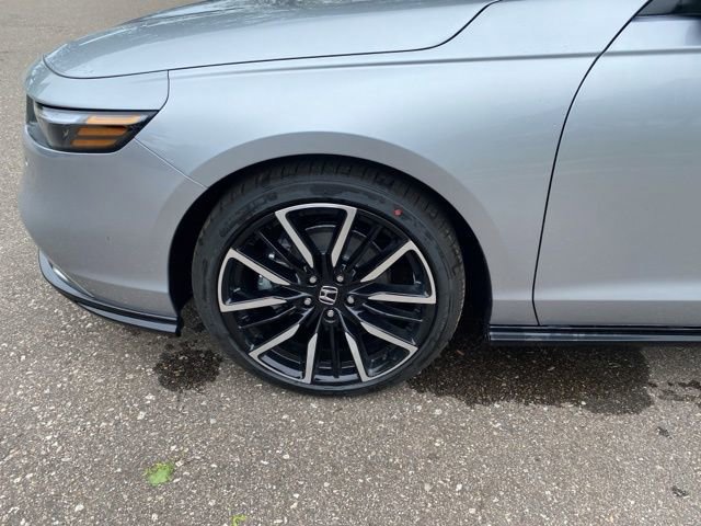 New 2025 Honda Accord Touring image 10