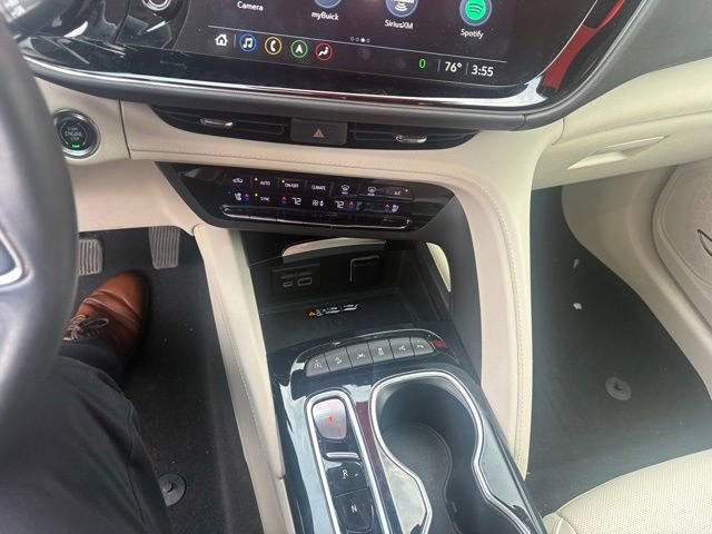 Certified 2021 Buick Envision Avenir w/ Technology Package II image 12