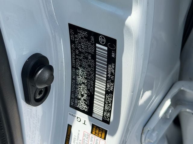 Used 2021 Toyota Prius L Eco FWD image 21