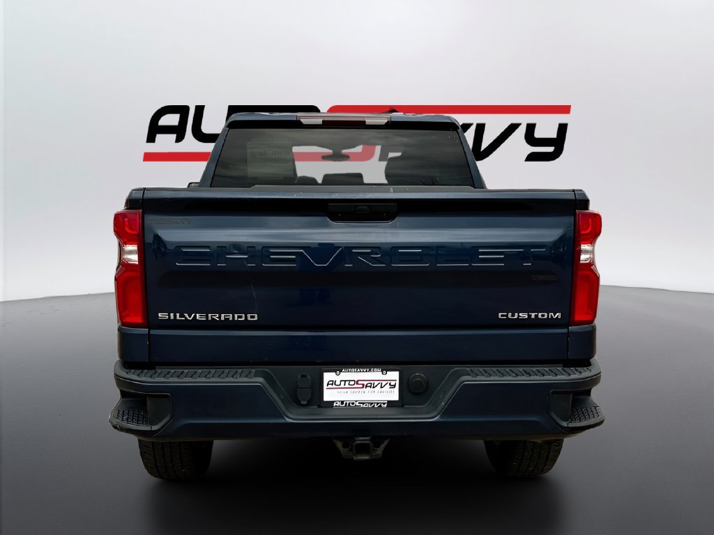 Used 2020 Chevrolet Silverado 1500 Custom w/ Custom Value Package AWD/4WD image 6
